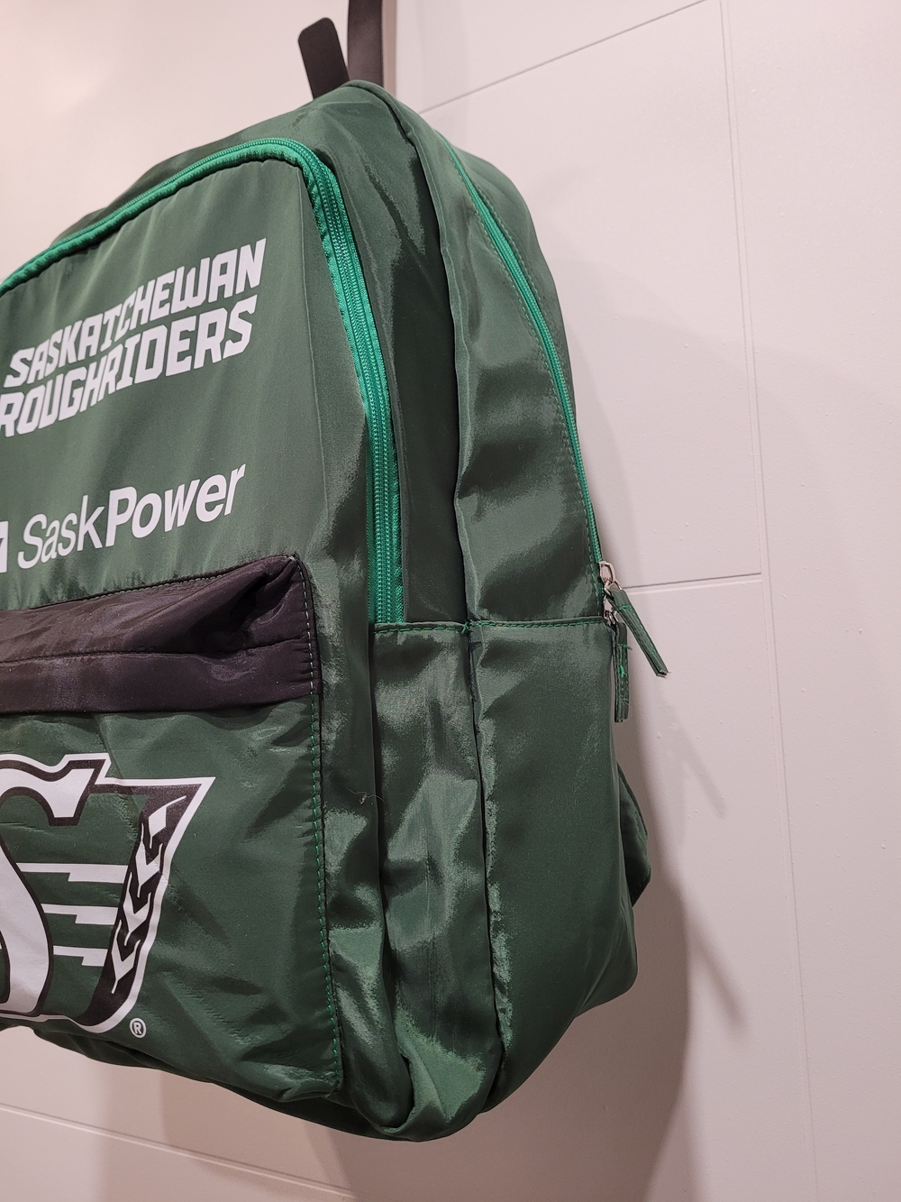 Saskatchewan Roughriders Green Team Backpack - Picture 2 of 12